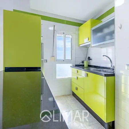 Bil Bil - Benalbeach Apartament *